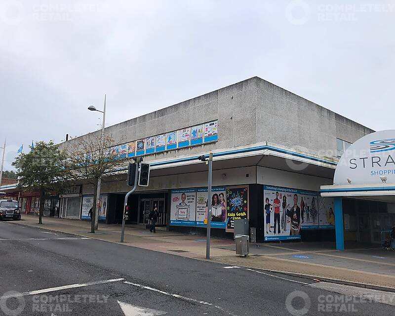 28/34, The Esplanade, Strand Shopping Centre, Bootle - Picture 2020-12-08-12-03-52