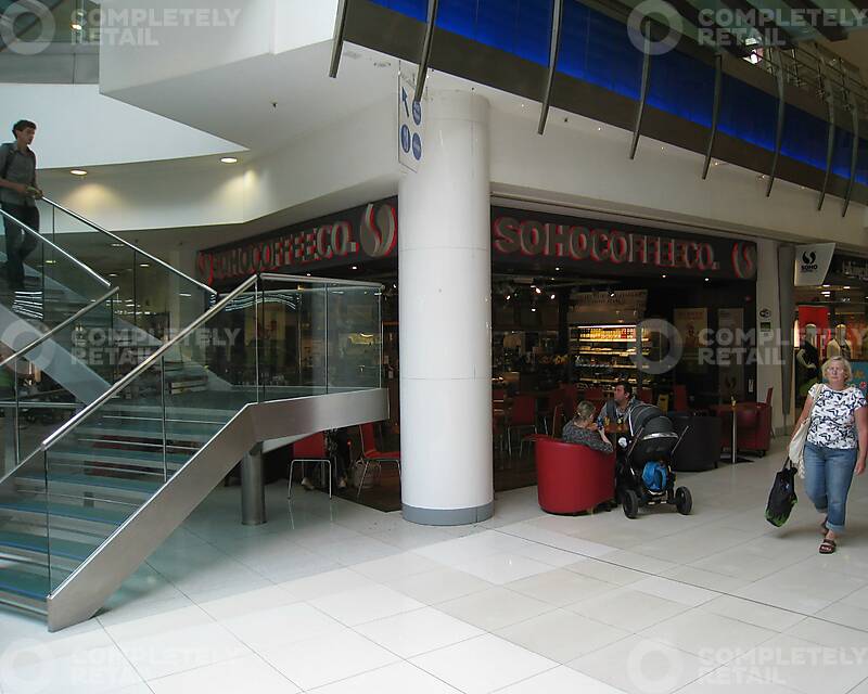 unit 1, The Capitol Shopping Centre - Picture 1