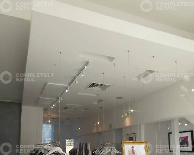 89 High Street, Wimbledon - Picture 2