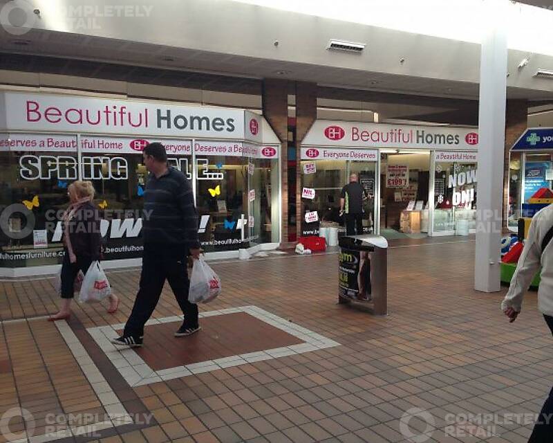 Unit 2, Parkway Shopping Centre - Picture 1