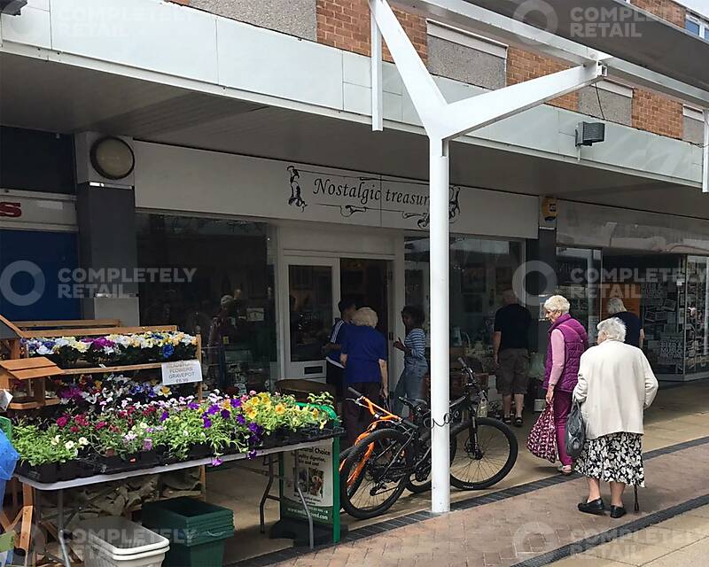 12 South Walk, Yate Shopping Centre, Yate - Picture 2019-06-12-16-46-36