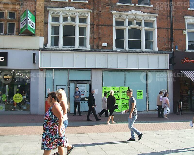 114/116 High Street - Picture 1