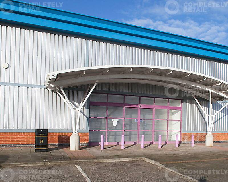 Unit 3, Campbells Meadow Retail Park - PC World - Picture 4