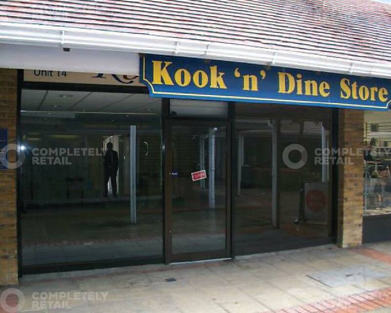 Unit 14, Hersham Green Shopping Centre - Picture 1