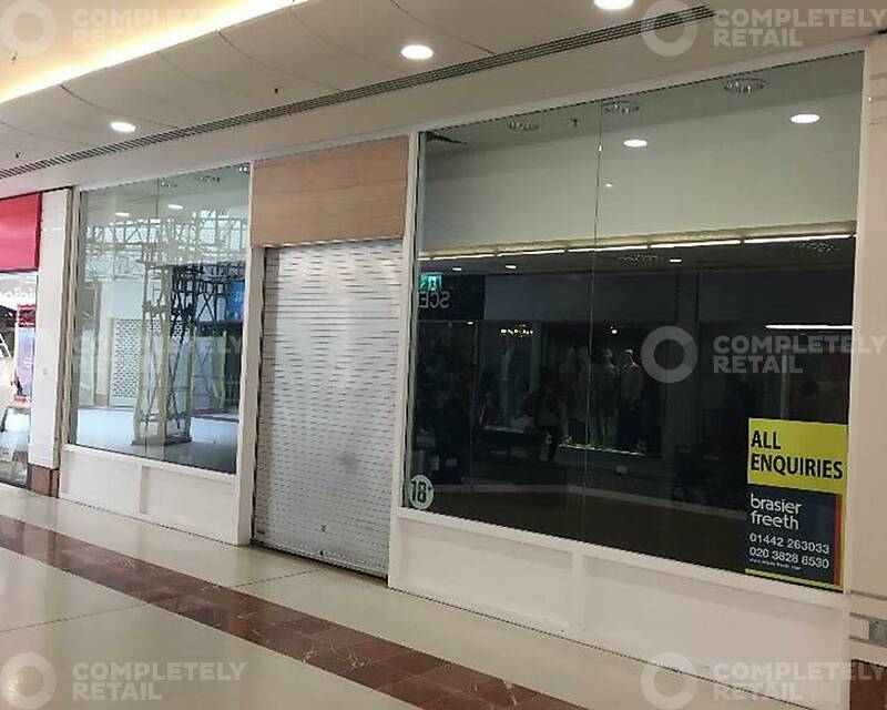 Unit 5, North Mall, Marlowes Shopping Centre, Hemel Hempstead - Picture 2019-02-20-17-08-24