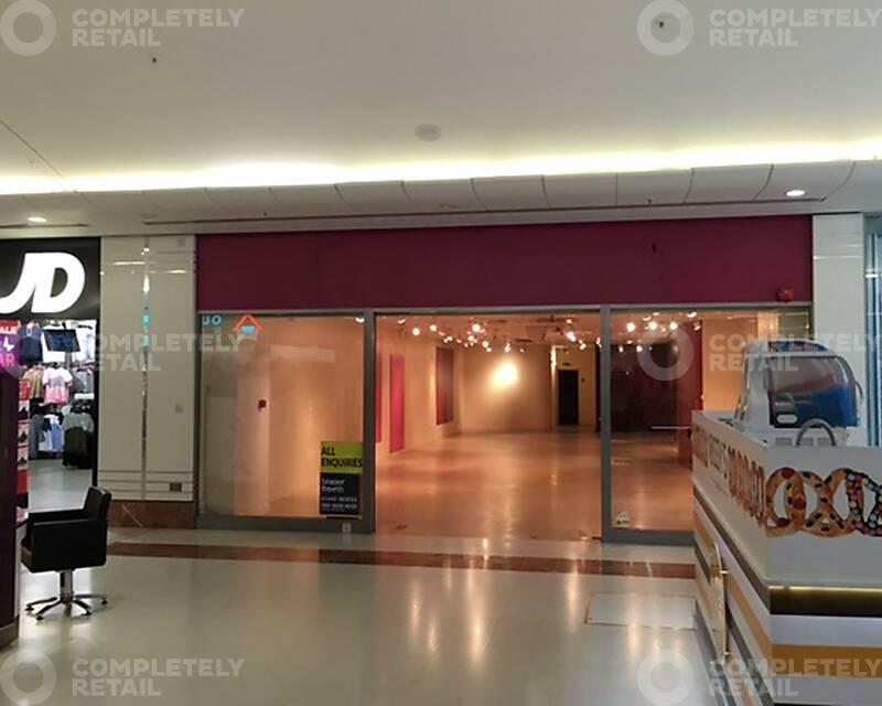 Unit 16, Marlowes Shopping Centre, Hemel Hempstead - Picture 2019-02-20-15-59-07