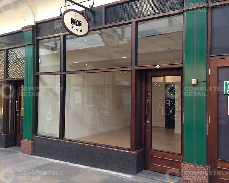Shop 3, Liverpool Street Arcade, Liverpool Street Station - Picture 1