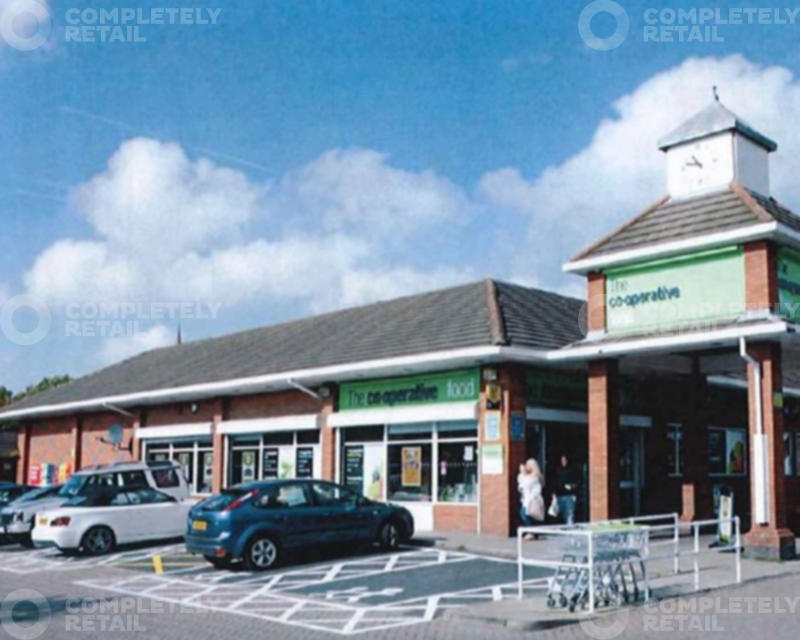 18, Units1-6 Market Square, Royton Shopping Centre - Picture 1