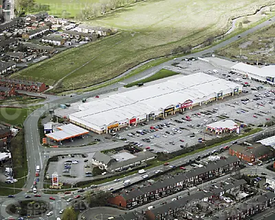 16, Parsonage Retail Park