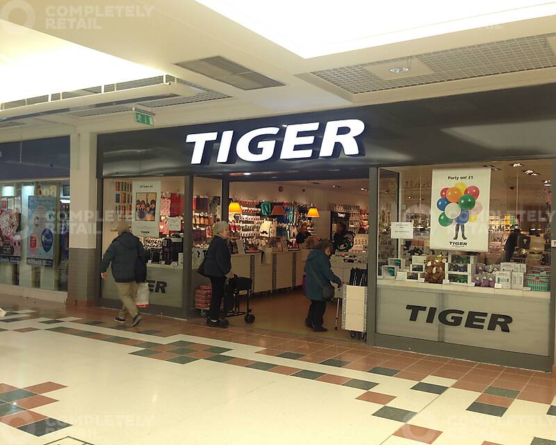 Unit 36, The Centre, Livingston - Picture 2017-02-10-15-34-09