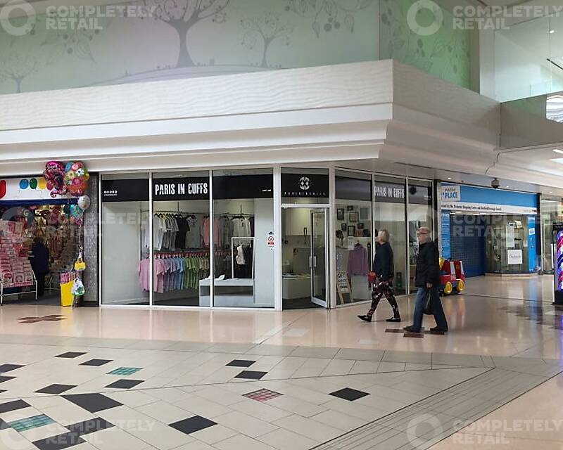 Unit 18B, Orchards Shopping Centre, Dartford - Picture