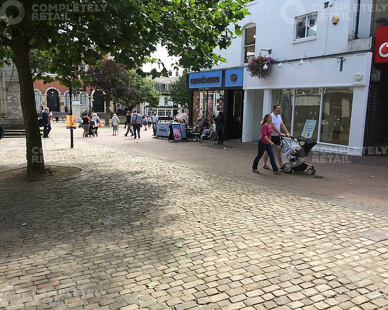 Unit 1A Friars Square Shopping Centre, Friars Square, Aylesbury - Picture 2017-07-19-10-27-01
