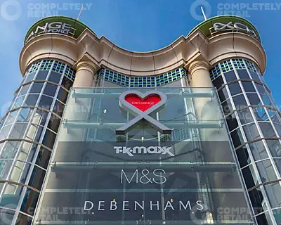 37/38 Mid Level, Exchange Ilford