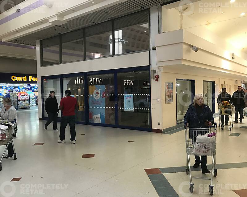 Unit 7, Weston Favell Shopping Centre, Northampton - Picture 2017-09-27-15-59-58