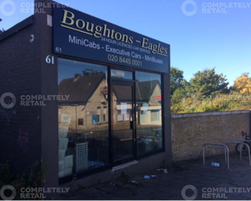 61 Totteridge Lane, Totteridge & Whetstone Station, London - Picture 2017-10-19-10-18-40