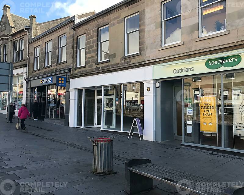 38 High Street, Lanark - Picture 2017-10-19-17-01-29