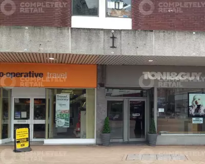 Unit 19, Four Seasons Shopping Centre