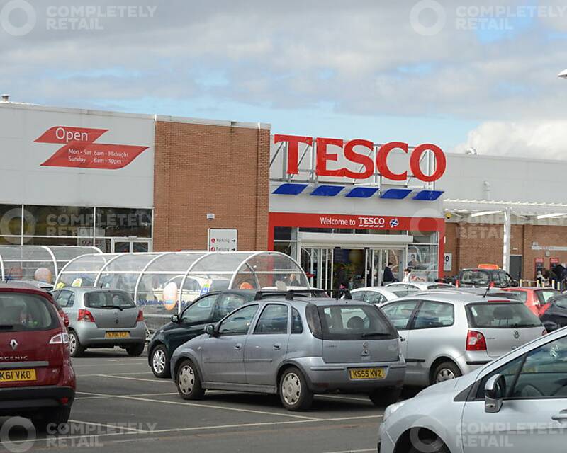 Airdrie Retail Park - Picture 5