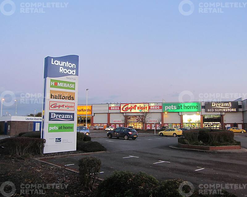 Launton Road Retail Park Picture 1