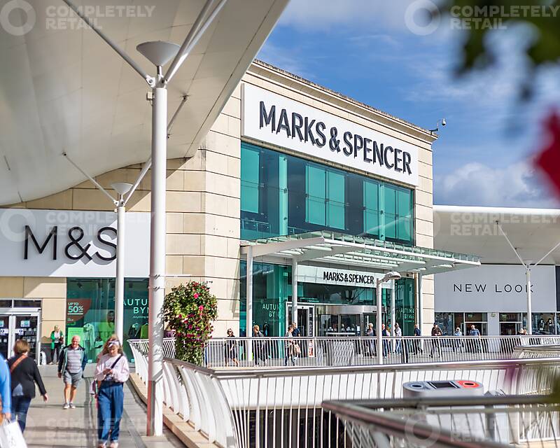 Castlepoint Shopping Park, Bournemouth - Picture 2023-12-14-15-04-49