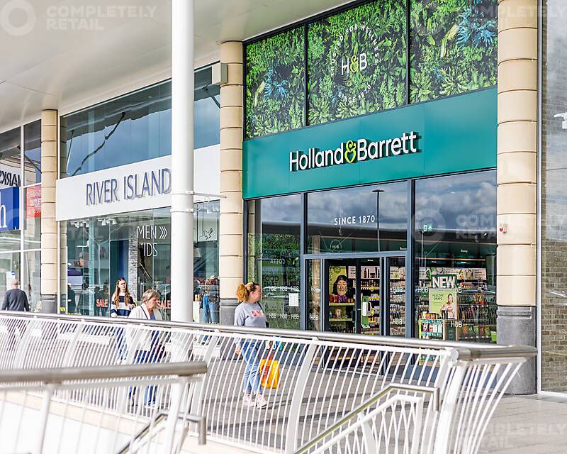 Castlepoint Shopping Park, Bournemouth - Picture 2023-12-14-15-06-54