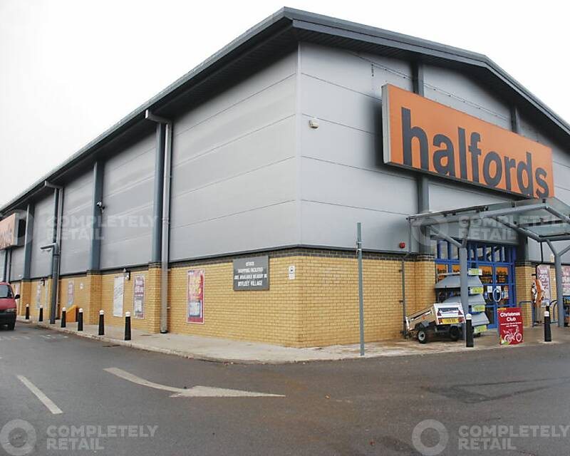 CR_RW_2268_Wey_Retail_Park_Byfleet_picture_3