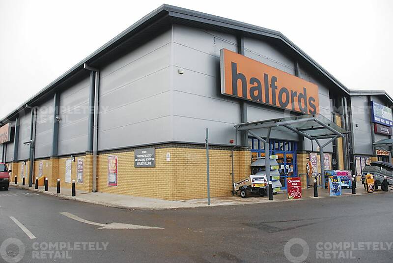 CR_RW_2268_Wey_Retail_Park_Byfleet_picture_3