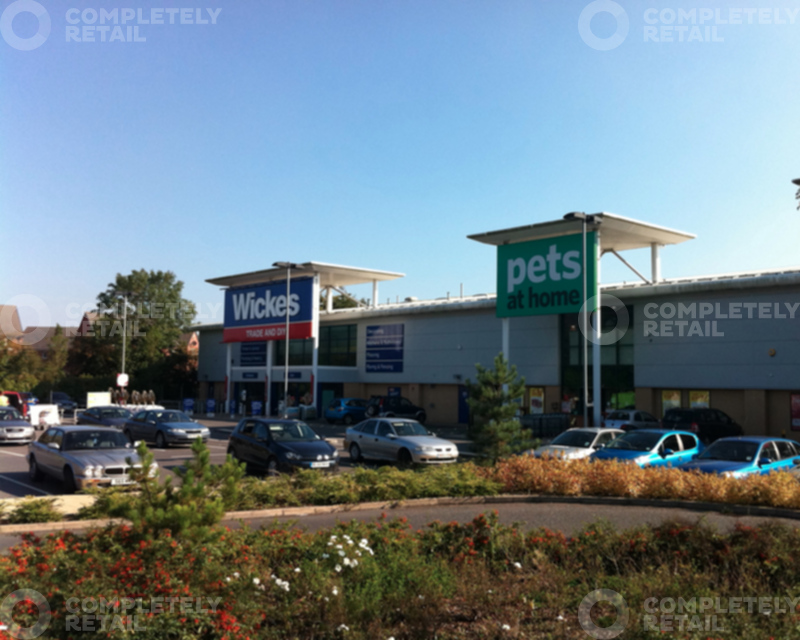 Chippenham Retail Park - Picture 2