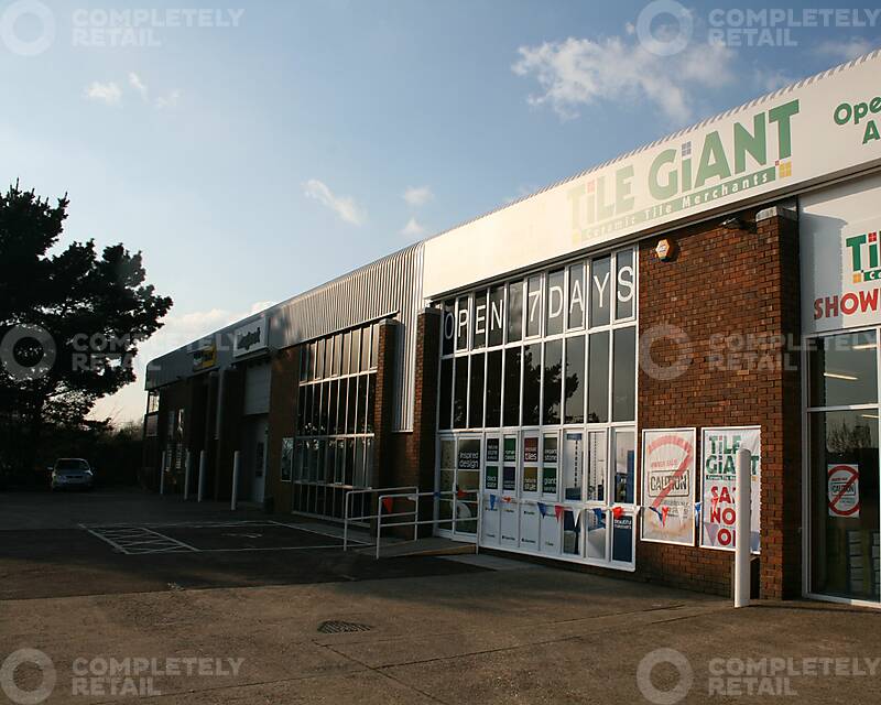 Stony Lane Retail Park - Picture 2
