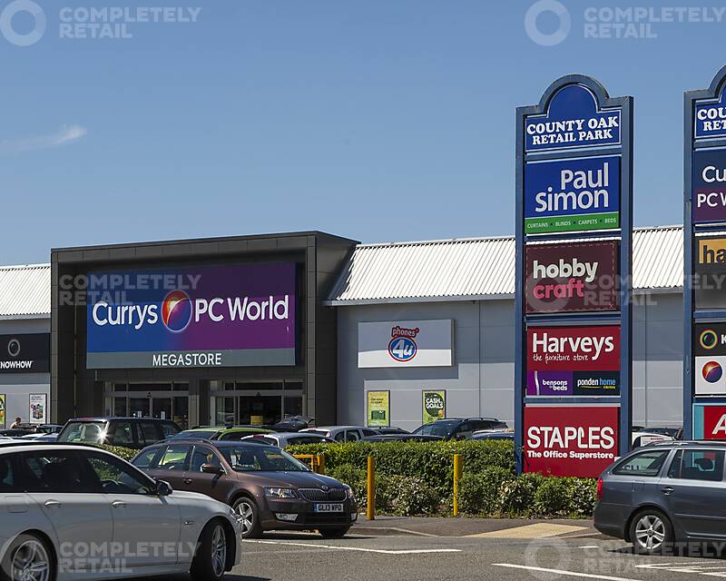 County Oak Retail Park - Picture 10