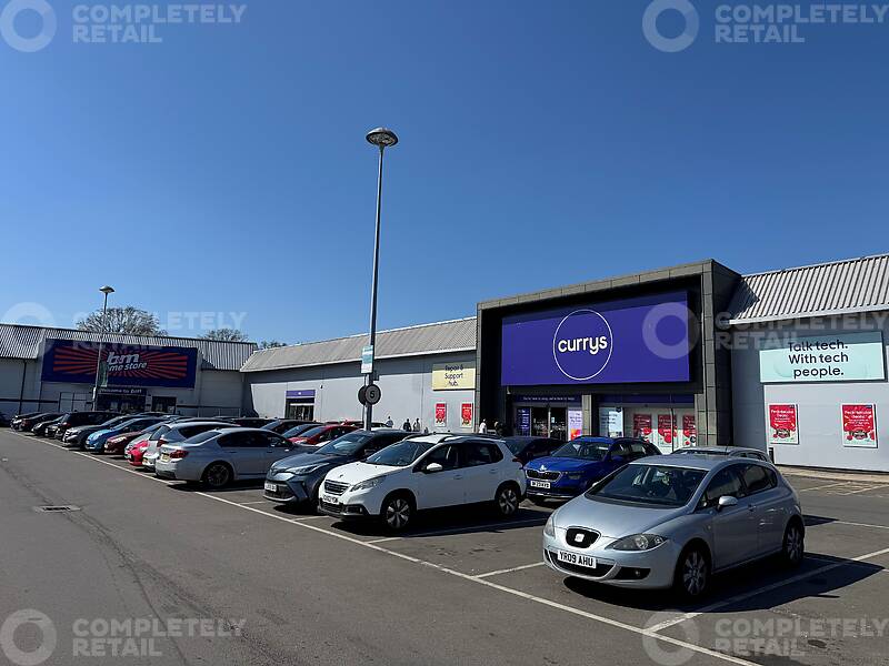 County Oak Retail Park