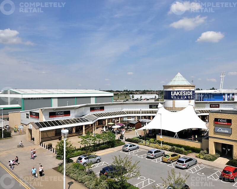 Clarks lakeside best sale retail park