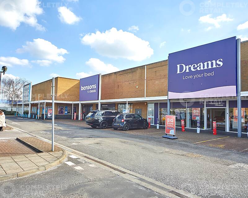 De Mandeville Gate Retail Park_02
