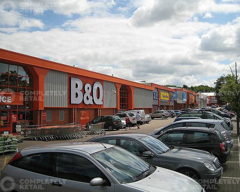 CR_RW_2656_The_Oaks_Retail_Park_Harlow_picture_10