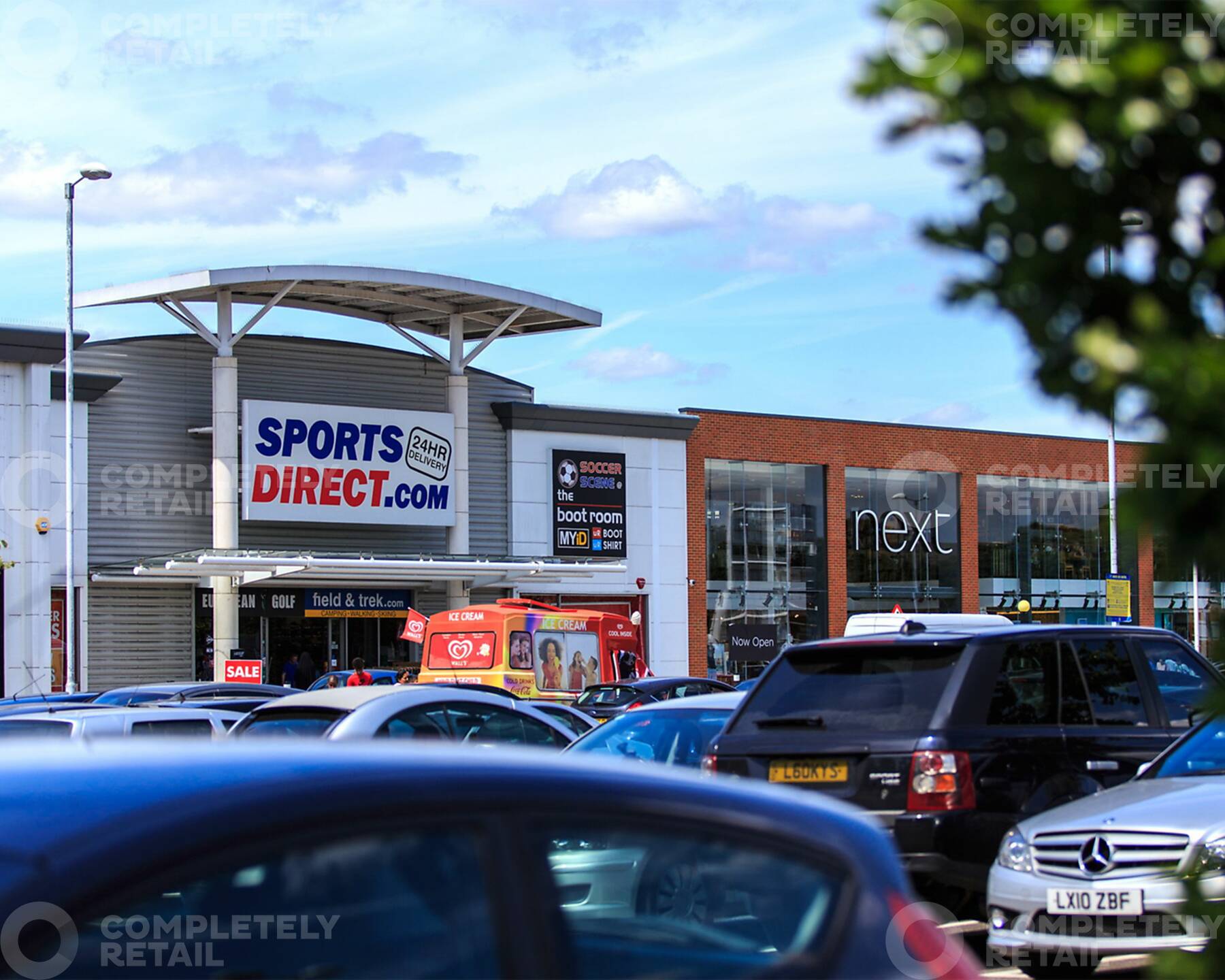 Lombardy Shopping Park