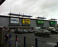 Springfield Road Retail Park