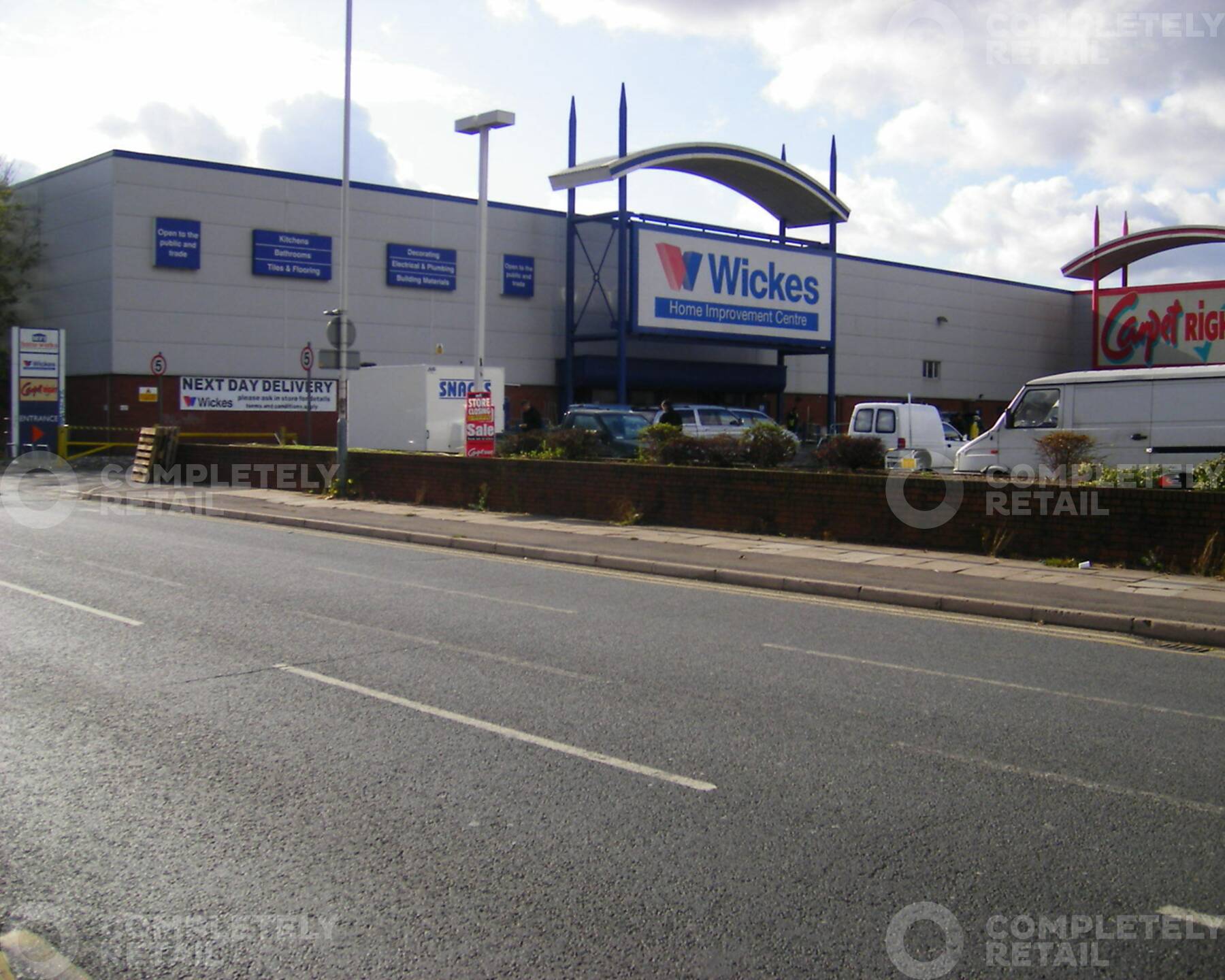 Springfield Road Retail Park