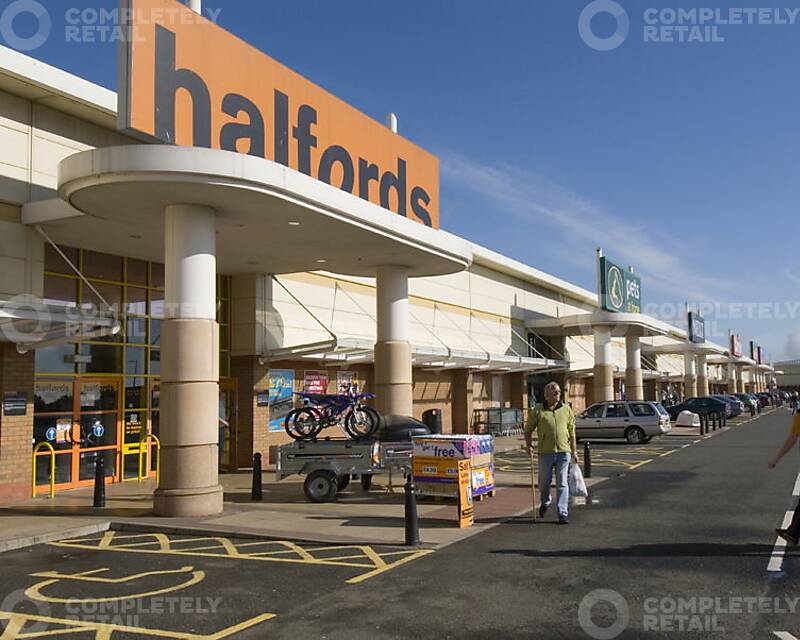 CR_RW_2784_Fife_Central_Retail_Park_Kirkcaldy_picture_5