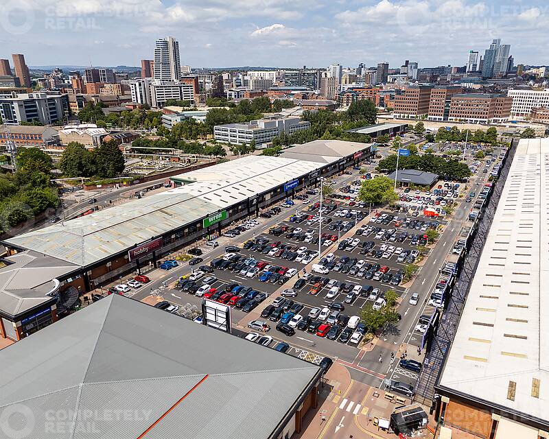 Crown Point Shopping Park 01