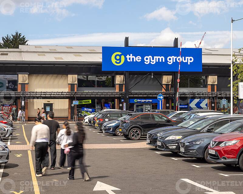 Crown Point Shopping Park 06