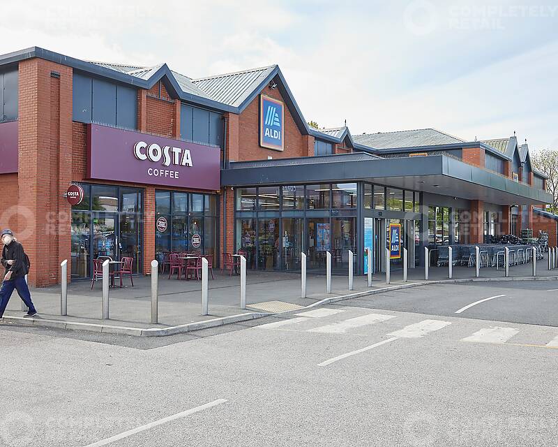 Mostyn Champneys_Aldi/Costa