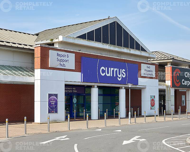 Harlech Retail Park_Currys