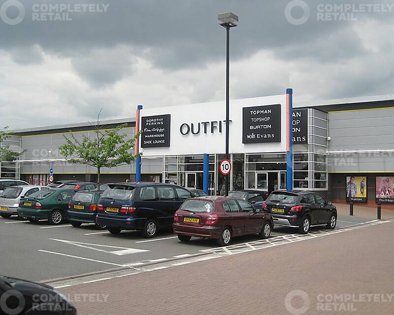 Riverside Retail Park - Picture 6