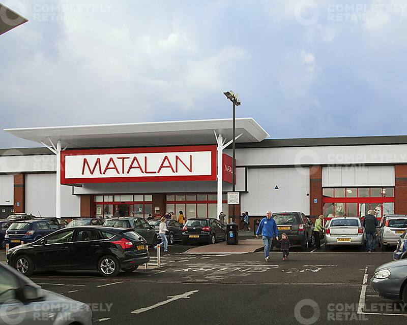 Chilwell Retail Park - Picture 7