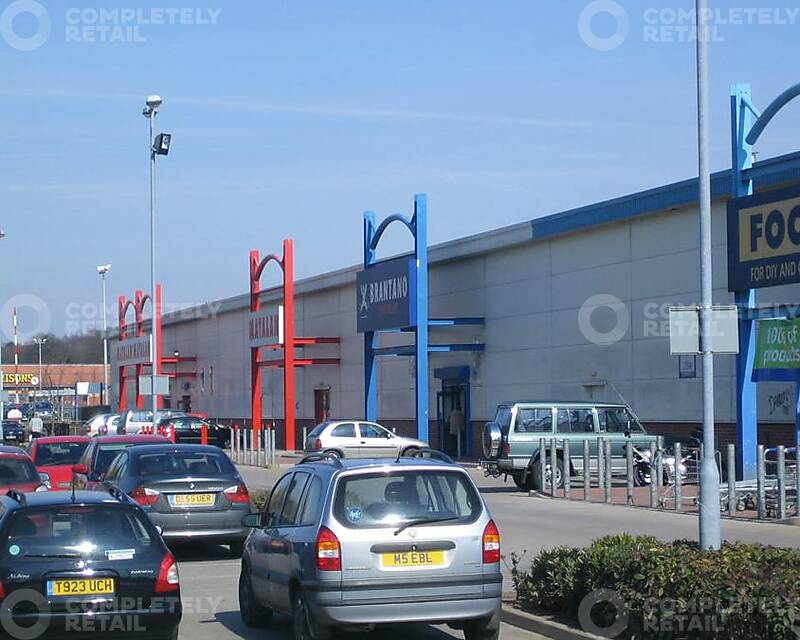 Springfield Retail Park - Picture 1