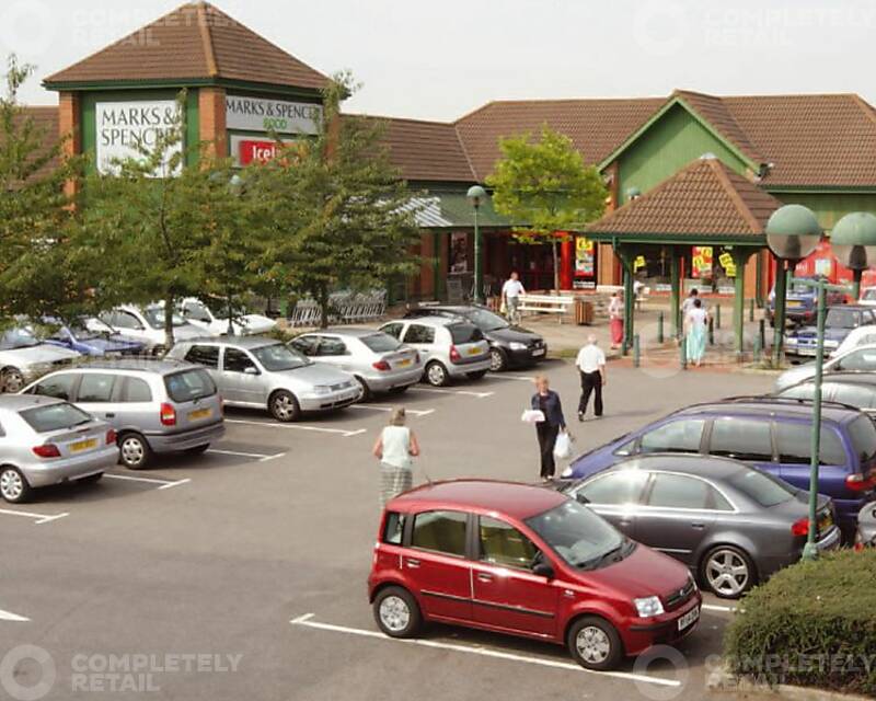 Chalfont Square Retail Park - Picture 1