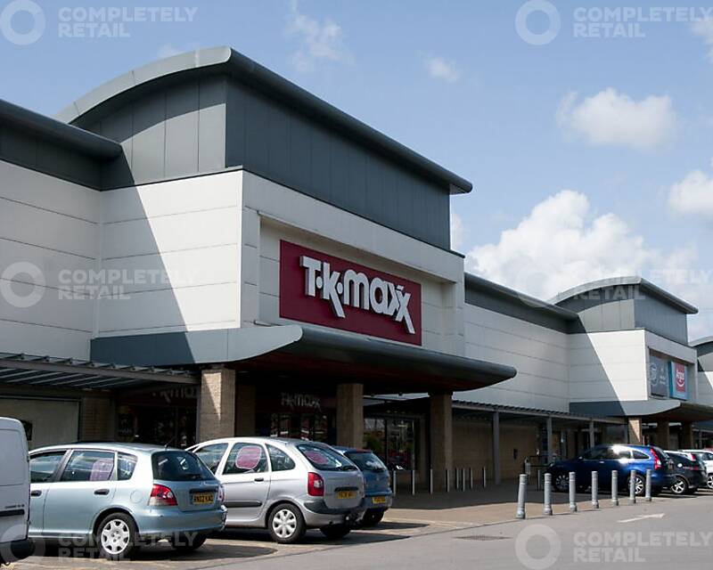 Crystal Peaks Retail Park - Picture 1