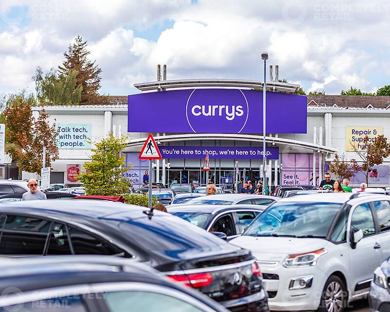 Century Retail Park, Watford - Picture 2022-11-09-17-00-18