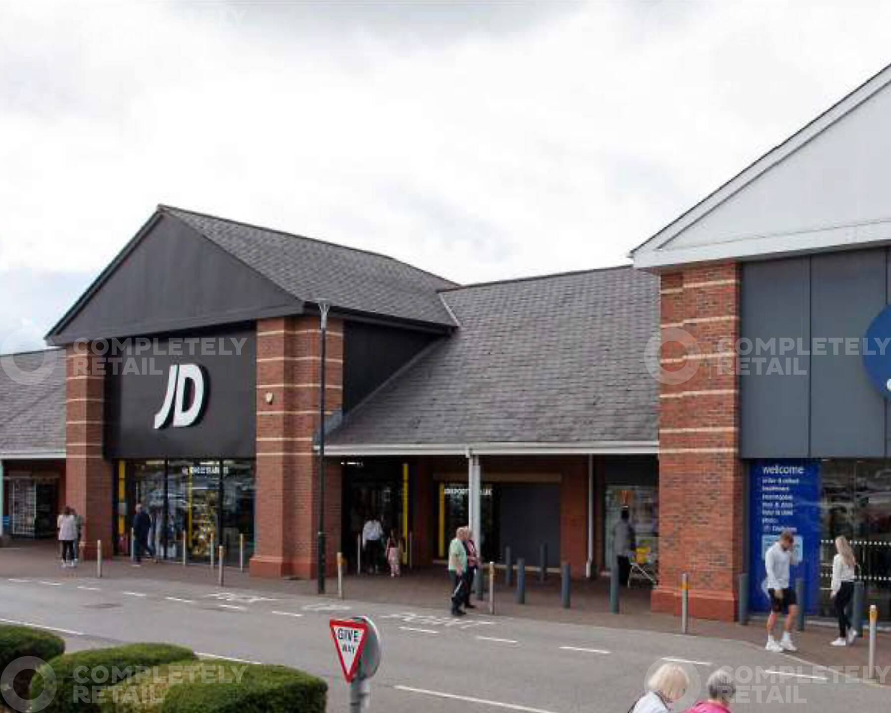 Handforth Dean Shopping Park