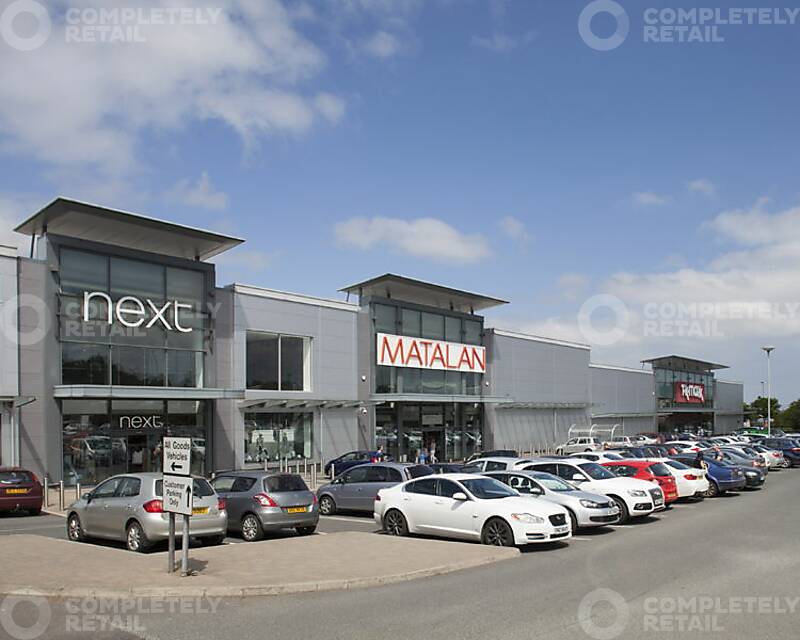 Lisnagelvin Retail Park - Picture 1